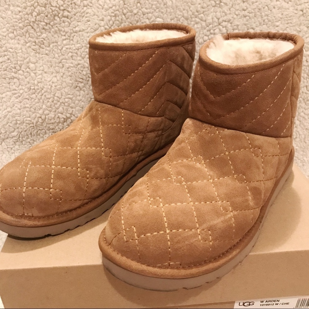 Ugg W Arden!